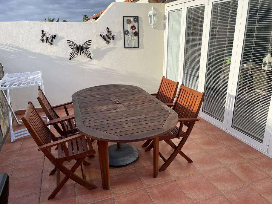 Palm Villa 1 Bed Apartment Overlooking Golf Course San Miguel de Abona Dış mekan fotoğraf