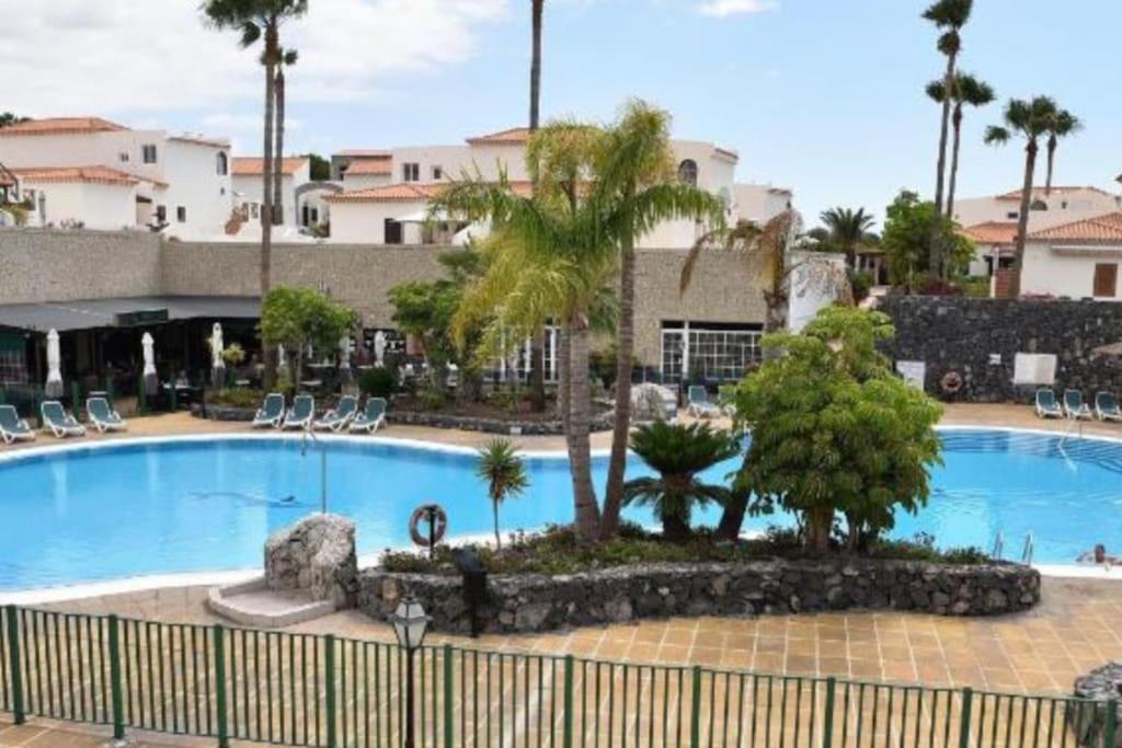 Palm Villa 1 Bed Apartment Overlooking Golf Course San Miguel de Abona Dış mekan fotoğraf