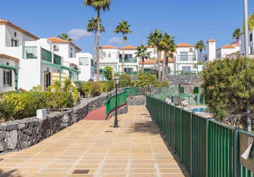 Palm Villa 1 Bed Apartment Overlooking Golf Course San Miguel de Abona Dış mekan fotoğraf