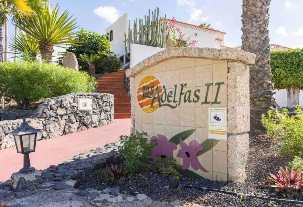 Palm Villa 1 Bed Apartment Overlooking Golf Course San Miguel de Abona Dış mekan fotoğraf